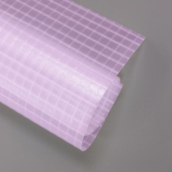 Film plastique ignifugé M1 translucide rose avec armature