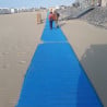 Tapis d'accès à la plage pour fauteuil roulant