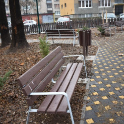 Poubelle d'extérieur en plastique recyclé - Kom