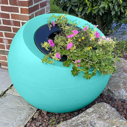 Jardinière plastique boule inclinée Delight