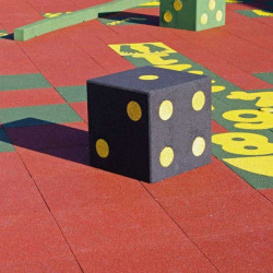Dé géant en caoutchouc pour aire de jeux