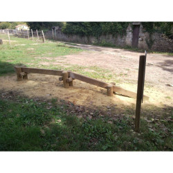 Poutre d'équilibre pour parcours sportif