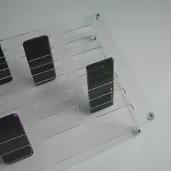 Plateau 28 emplacements smartphones - en plexiglas