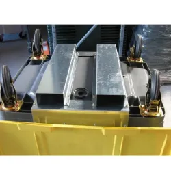 Prise fourches pour conteneur poubelle 1000L