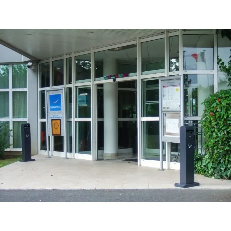 Cendrier sur pied Totem