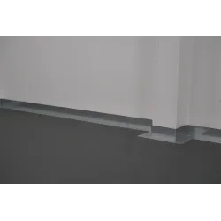 Cornière de protection en acier galvanisé