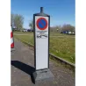 Balise de stationnement avec picto fourrière
