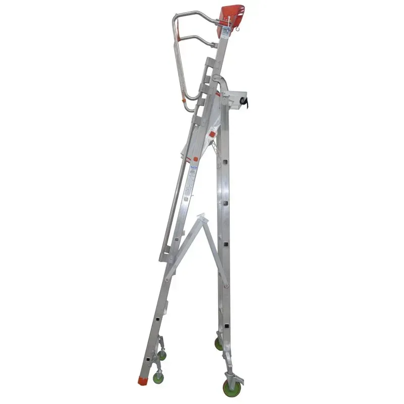 Plateforme de travail Fimm repliable et mobile de 3 à 11 marches