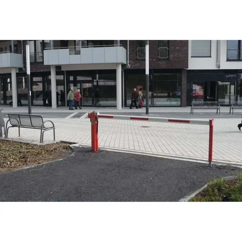 Barrière levante à vérin pneumatique avec lisse rectangulaire WES31