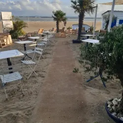 Tapis d'accès en fibre de coco à poser sur du sable