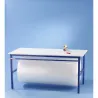 Table d'emballage avec dérouleur papier