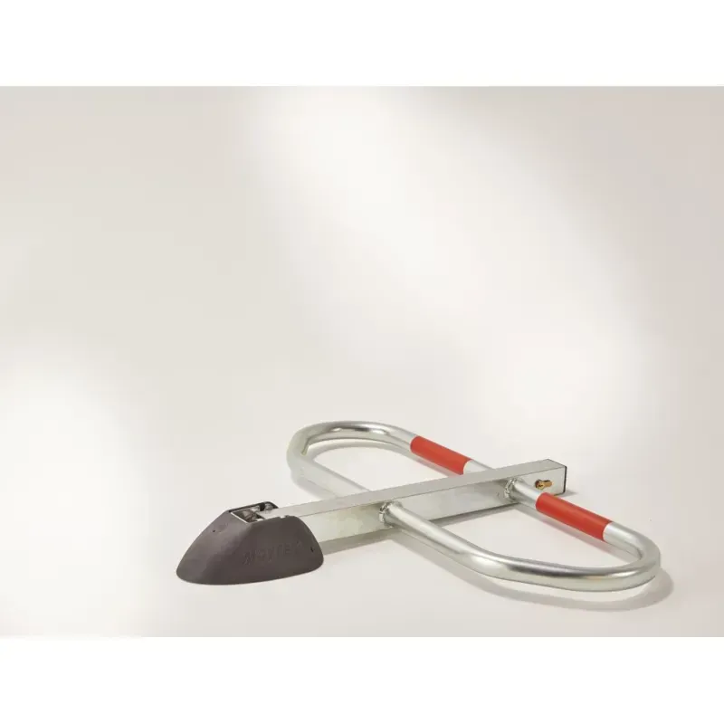 Barrière de parking  à pied central rabattable