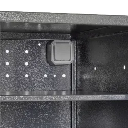 Rangement sécurisé avec prise électrique pour deux trottinettes