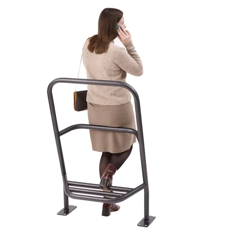 Repose- pied pour cycliste ou assis débout