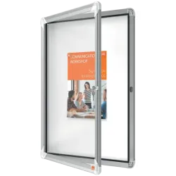 Vitrine murale d'intérieur avec porte battante - Nobo premium