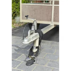 Sabot d'ancrage avec anneau antivol pour deux roues