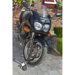 Sabot d'ancrage avec anneau antivol pour deux roues