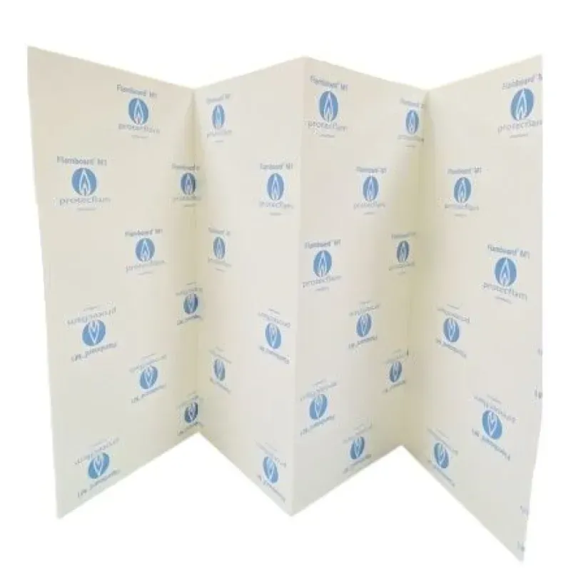 Paravent non feu M1 en carton pliable et découpable 16.4 ml H.82 cm