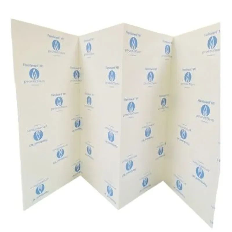 Paravent non feu M1 en carton pliable et découpable 16.4 ml H.82 cm