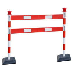 Barrière PVC avec poteaux