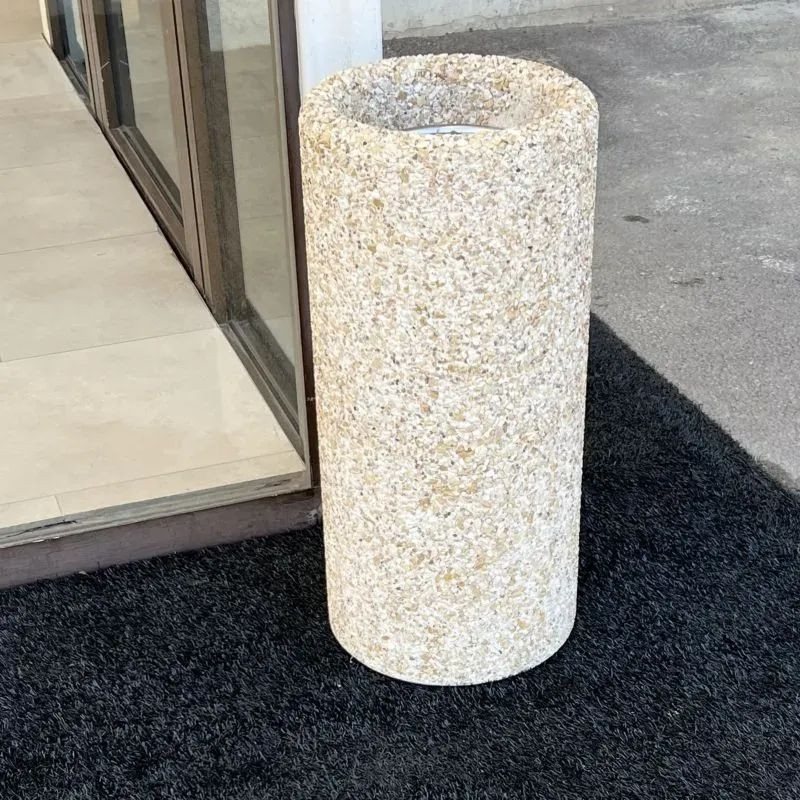 Poubelle collectivités en béton 82 litres - Arès