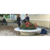 Jardinière avec banc autour en béton