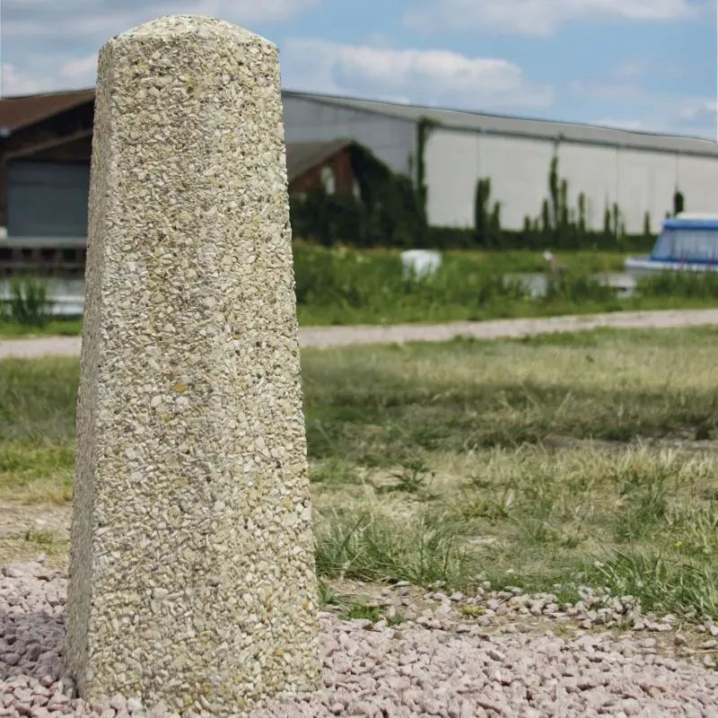 Borne béton anti bélier D.27 cm Gradignan