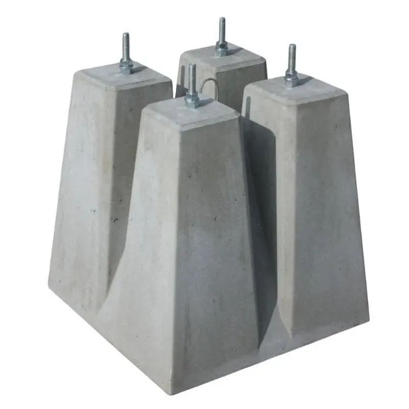 Massif béton pour candélabre