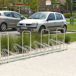 Râtelier vélos côte à côte + arceau antivol Zeeland