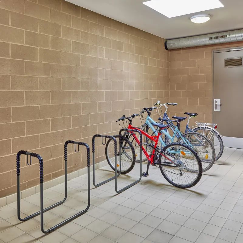 Ratelier 4 vélos avec renfort gainé