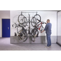 Suspension avec crochets coulissants pour 5 vélos
