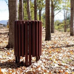 Corbeille Salou ronde avec structure métal et lattes en bois tropical