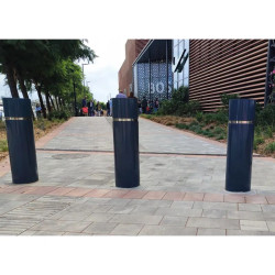 Borne anti bélier avec enjoliveur en inox D.27 cm - H268