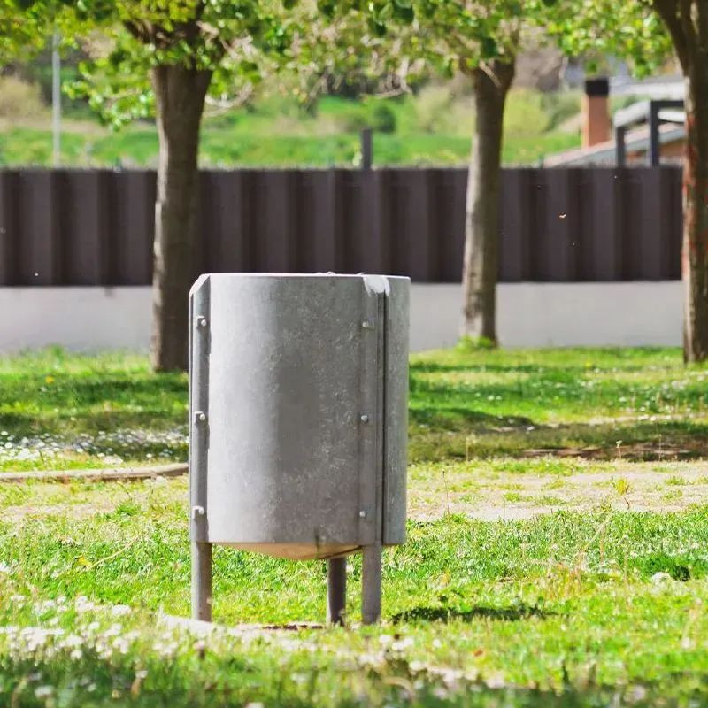 Poubelle urbaine en plastique recyclé - Benito Releu 90 PA657