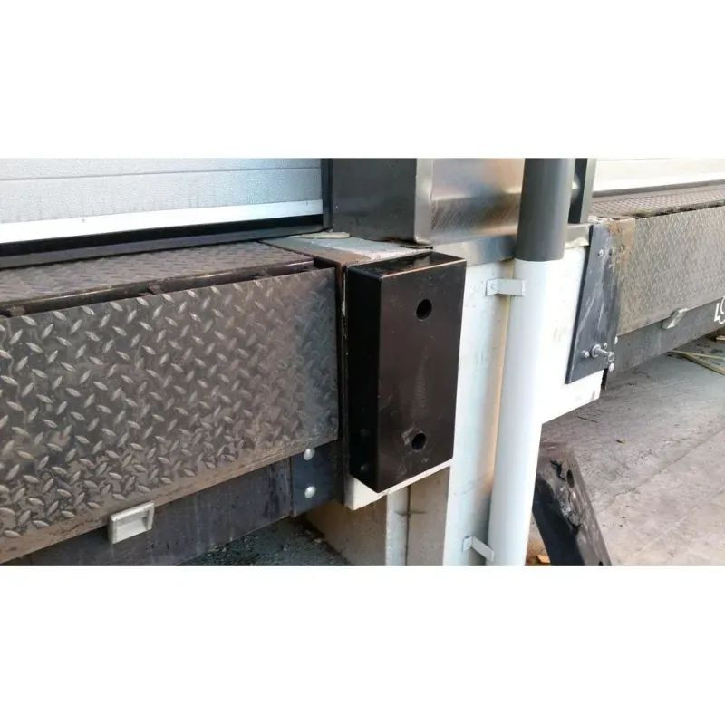 Protection quai de chargement en caoutchouc