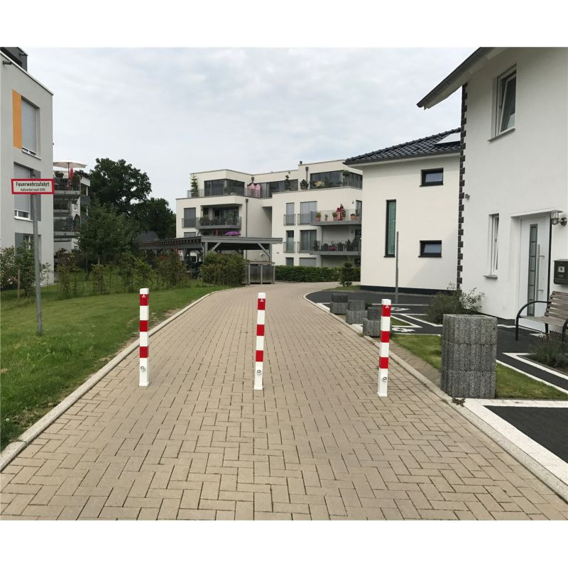 Poteau rouge et blanc amovible carré 7x7 cm - Schake