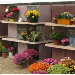 Socle pour cases de columbarium