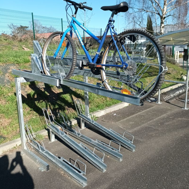 Rack à vélo deux étages Viso VELOLIFT - 8 rangements