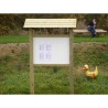 Panneau d'affichage extérieur en bois  avec toit 