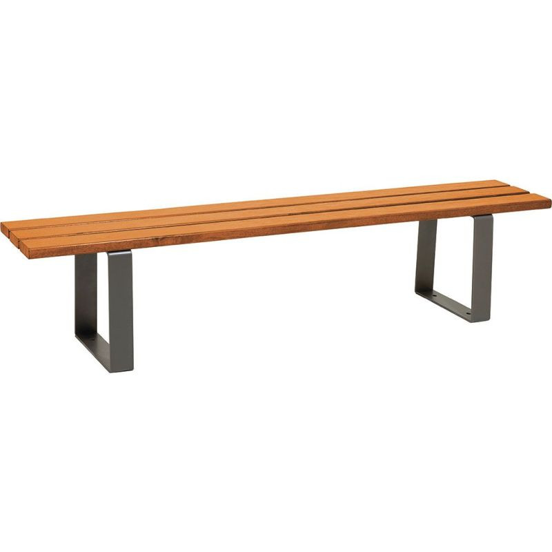 Banc public sur pieds en métal et assise en bois modèle Procity Riga