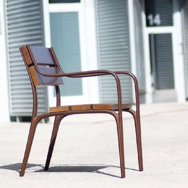 Chaise Benito Citizen UM301S en métal et lattes en bois exotique