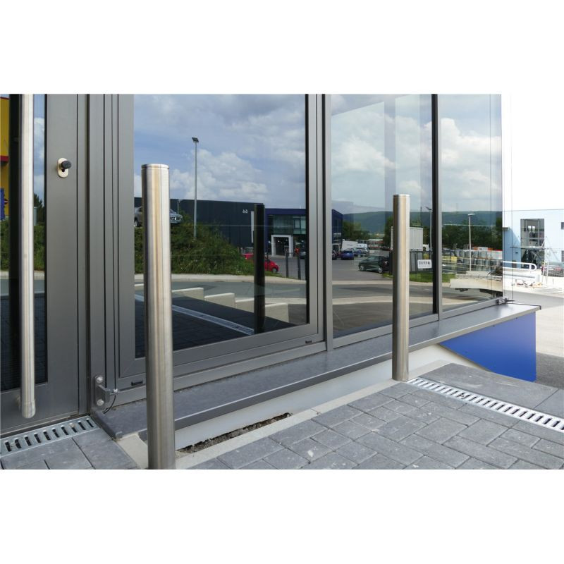 Potelet inox avec anneaux pour chaîne D.76, 89 ou 102 mm Schake