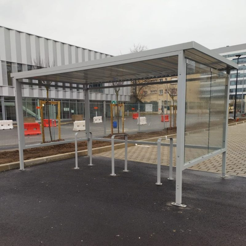 Abri à toit plat pour 10 vélos ou 3 motos