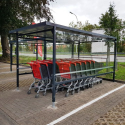 Abri avec toit plat pour 45 chariots