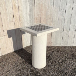 Table de jeux de société haute en béton