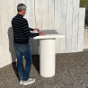 Table de jeux de société haute en béton