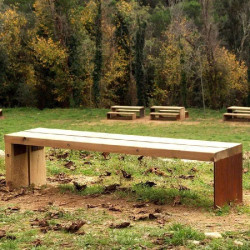 Banquette Benito Gavarres UM311 en Corten et bois