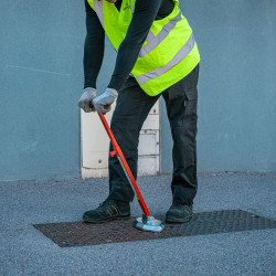 Mini lève plaque d'égoût aimanté - Mini Liftplaq plus