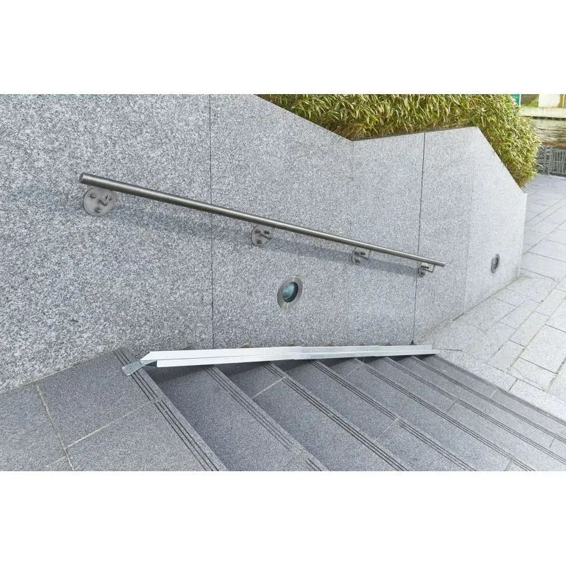Mottez A142S - Rampe vélo pour escalier