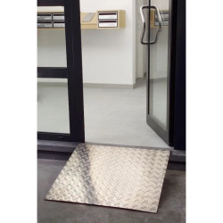 Grande rampe PMR pour accès locaux en aluminium